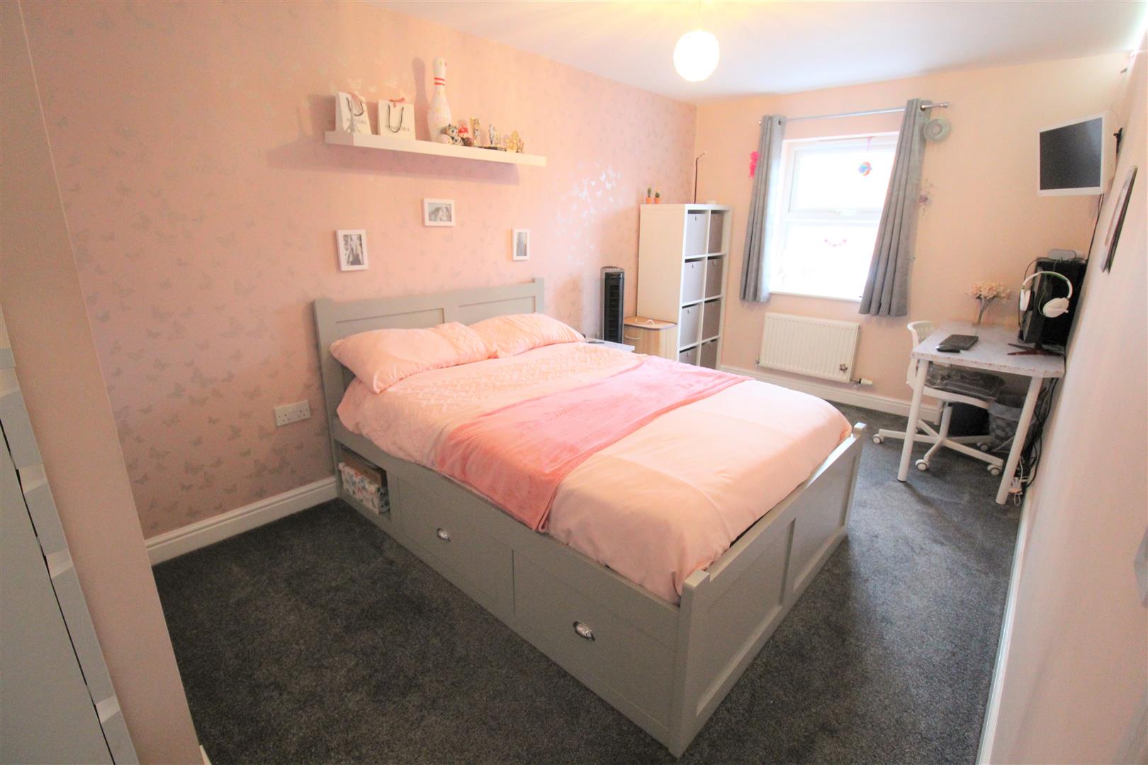 Gainsmore Avenue, Norton Heights, Stoke-On-Trent